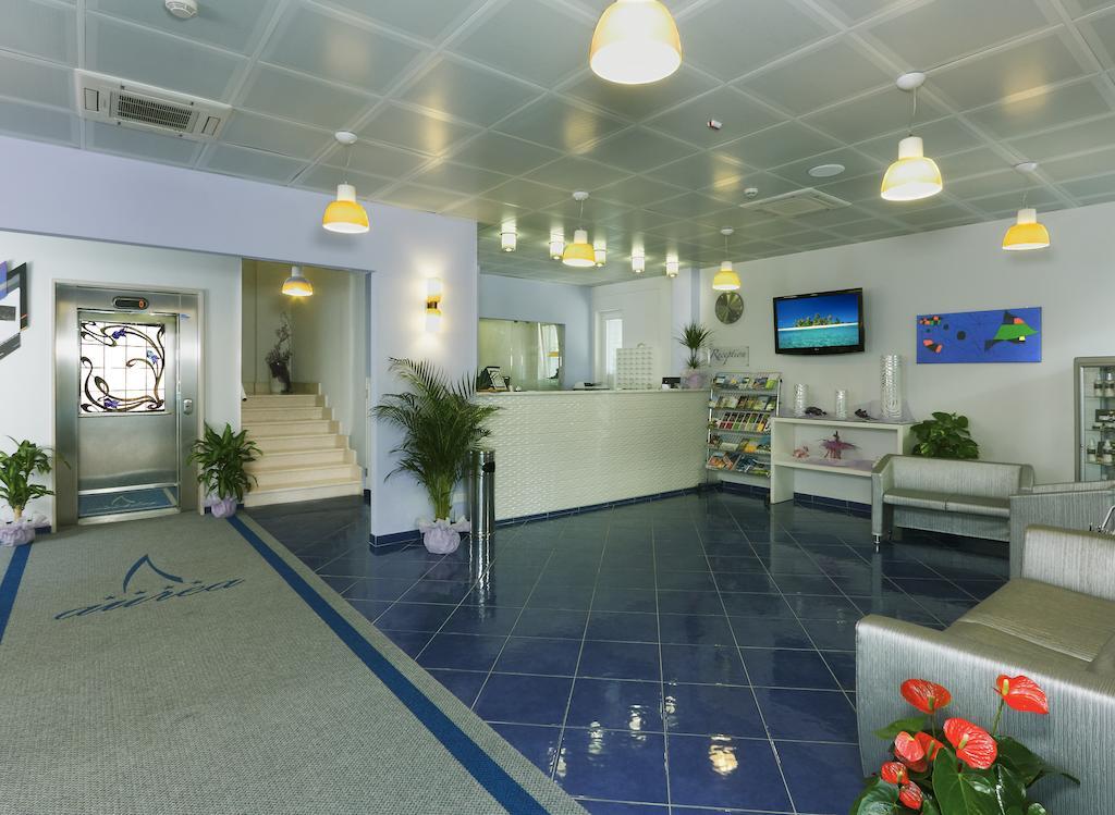 Aurea Hotel Tortoreto Ngoại thất bức ảnh